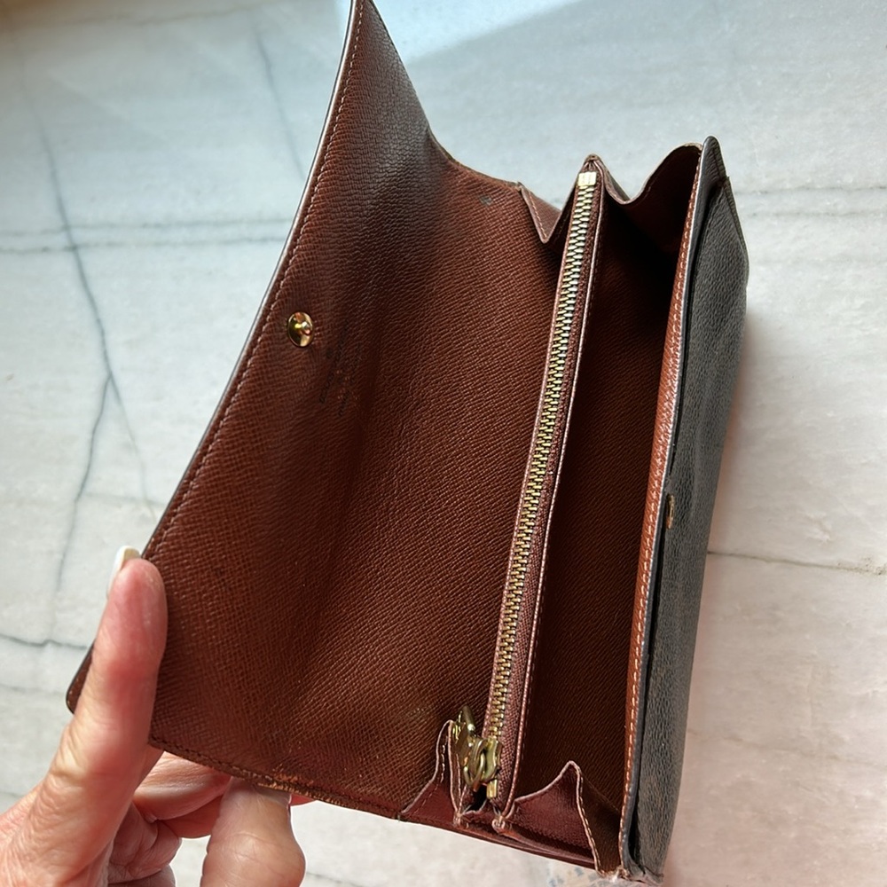 Louis Vuitton Monogram Long Wallet Pochette - Picture 8 of 10